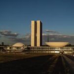 Câmara dos Deputados abre 184 oportunidades com salário de R$ 32 mil; inscrições já começaram